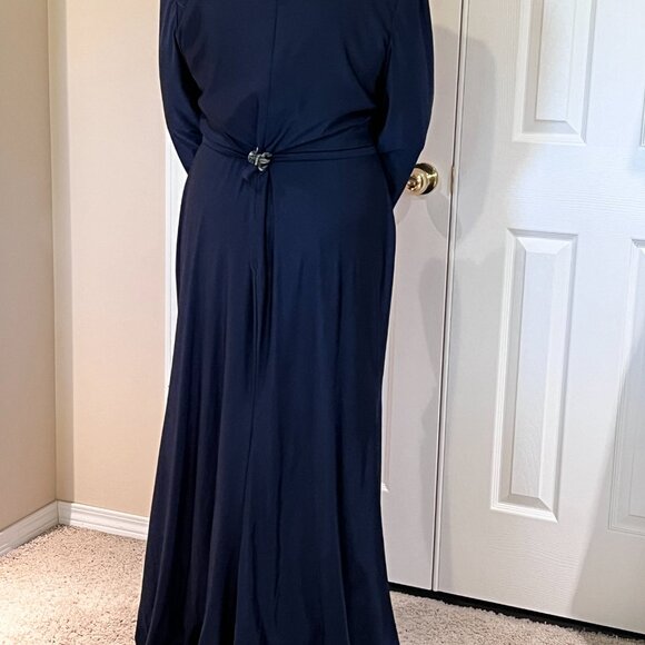 Evening Gown - full length - Picture 2 of 8